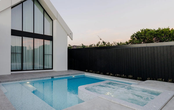 Curved concrete pool and raised spa, Pascoe Vale, SPASA award winner