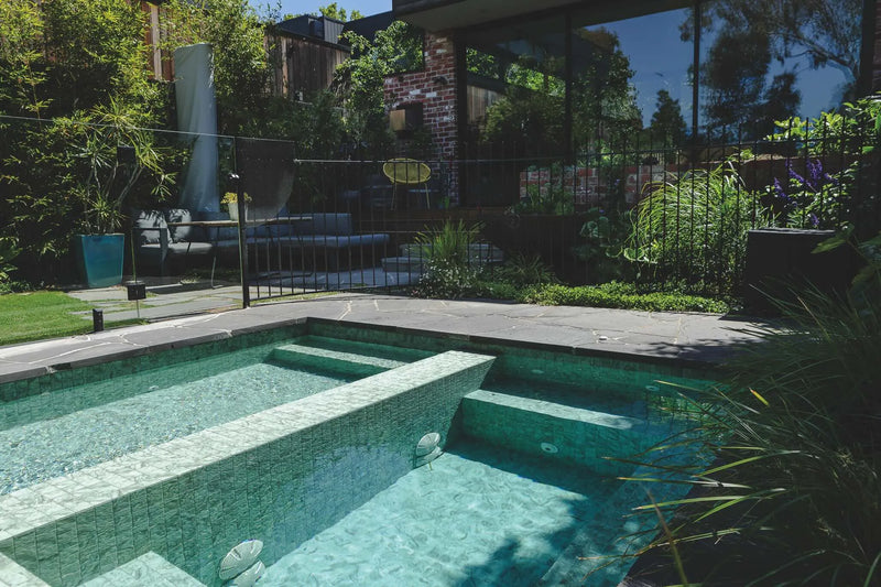 Elwood family concrete pool with sunken spa by Fine Art Pools