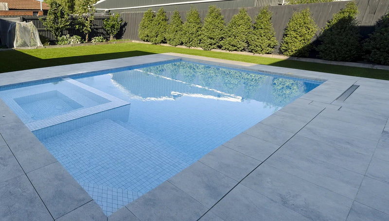 Altona pool and covered outdoor entertaining area by Fine Art Pools