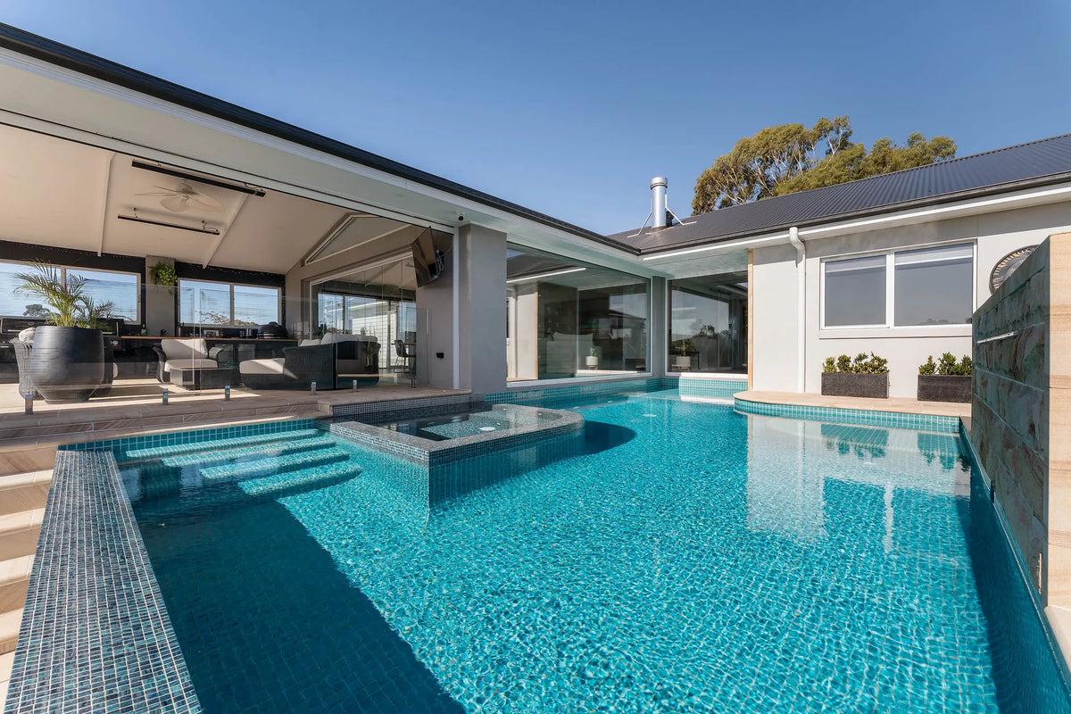Kilmore curved concrete pool by Fine Art Pools