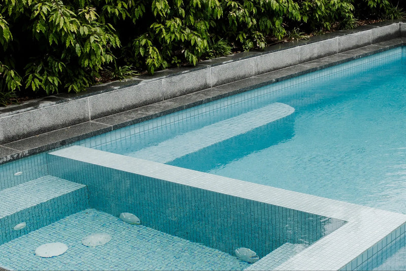 Concrete pool and spa combination in Melbourne by Fine Art Pools